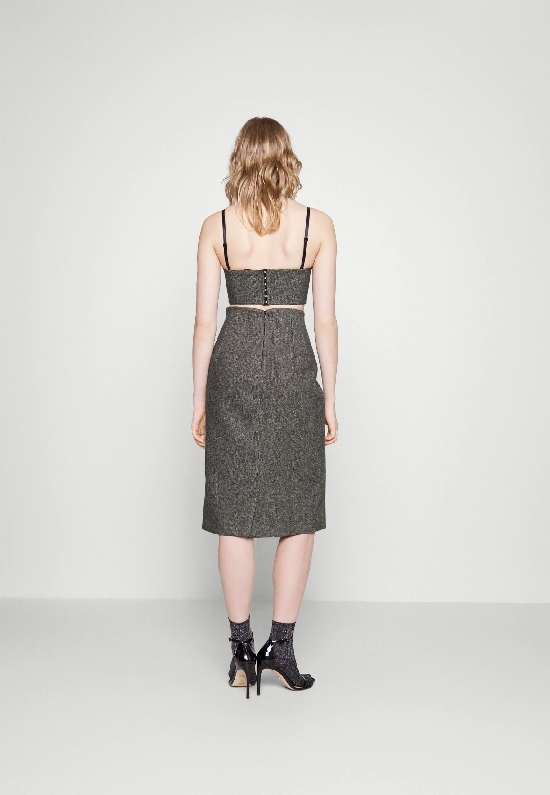 MAX & Co. Kiku - Débardeur - Grey 5 MAX & Co. Kiku - Débardeur - Grey – Image 3