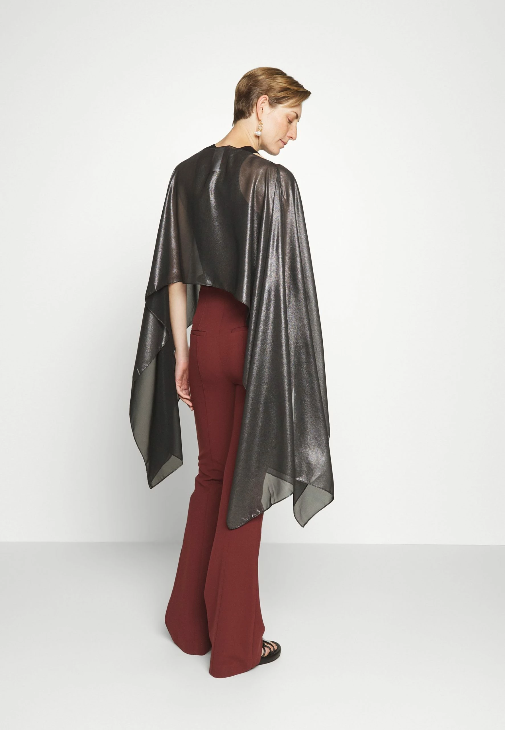 MAX & Co. Cioe - Cape - Nero 5 MAX & Co. Cioe - Cape - Nero – Image 3