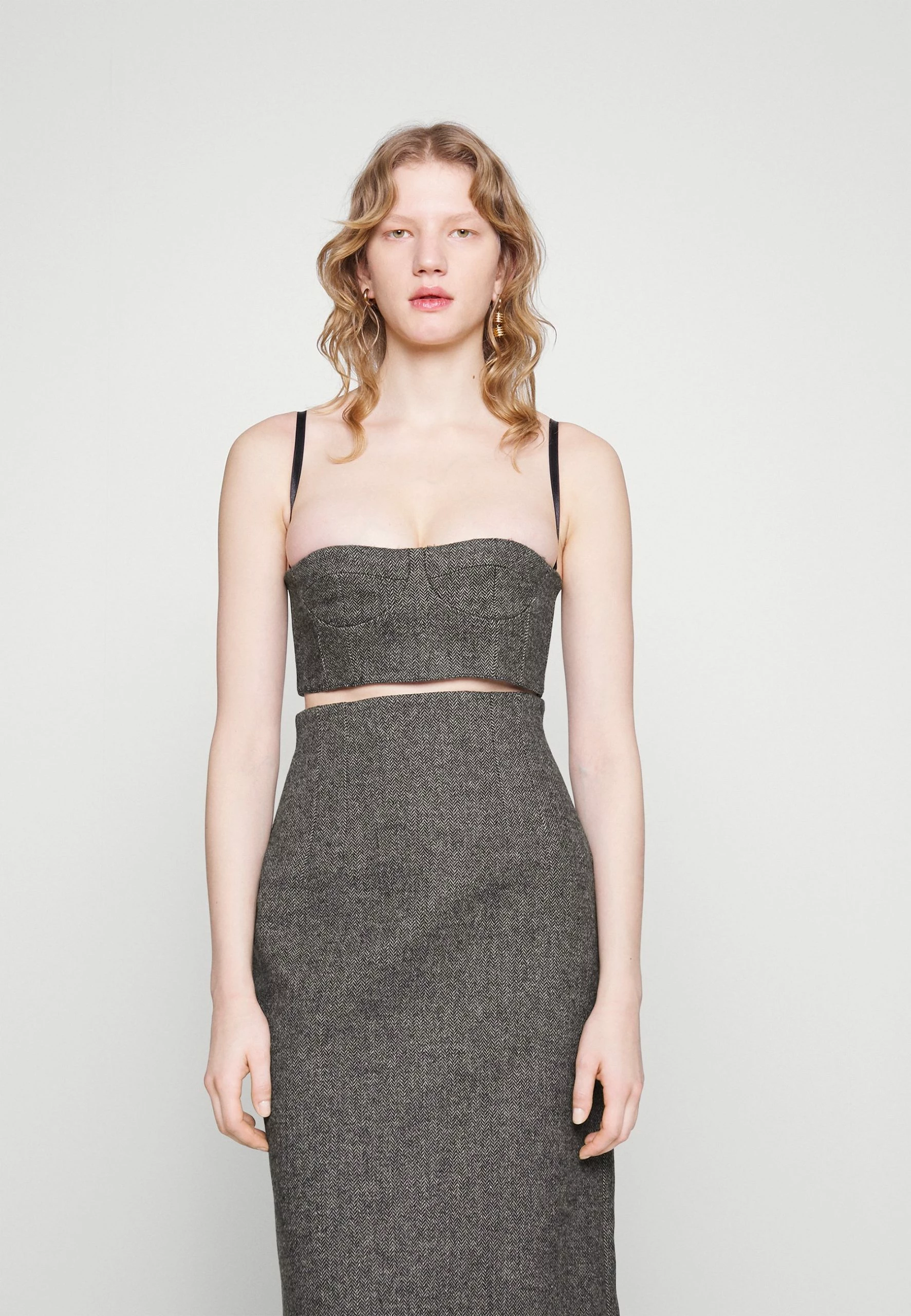 MAX & Co. Kiku - Débardeur - Grey 3 MAX & Co. Kiku - Débardeur - Grey